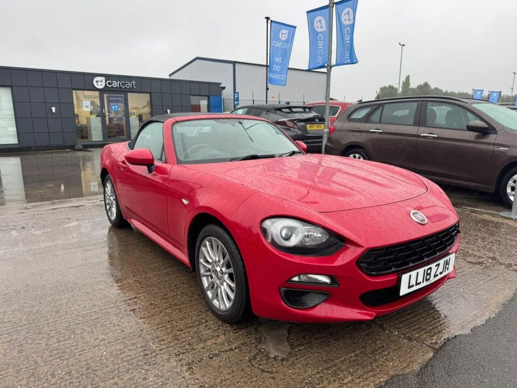 Fiat 124 Spider - image 1 of 11