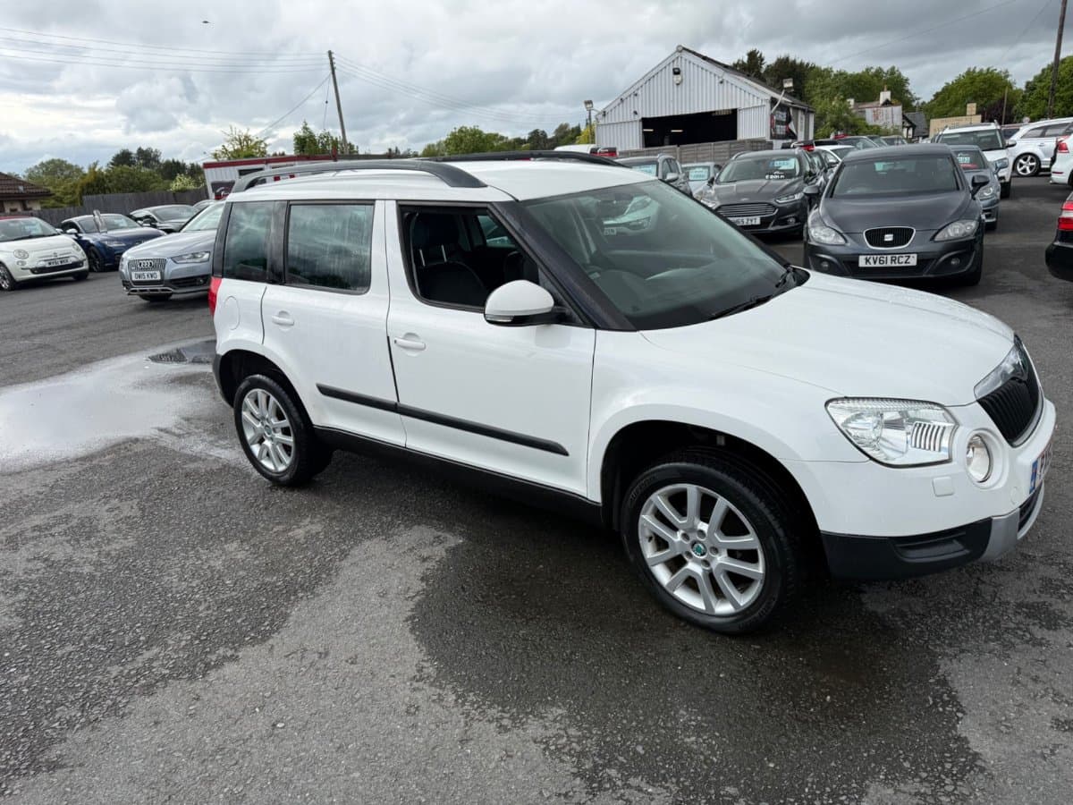 Skoda Yeti - image 1 of 9