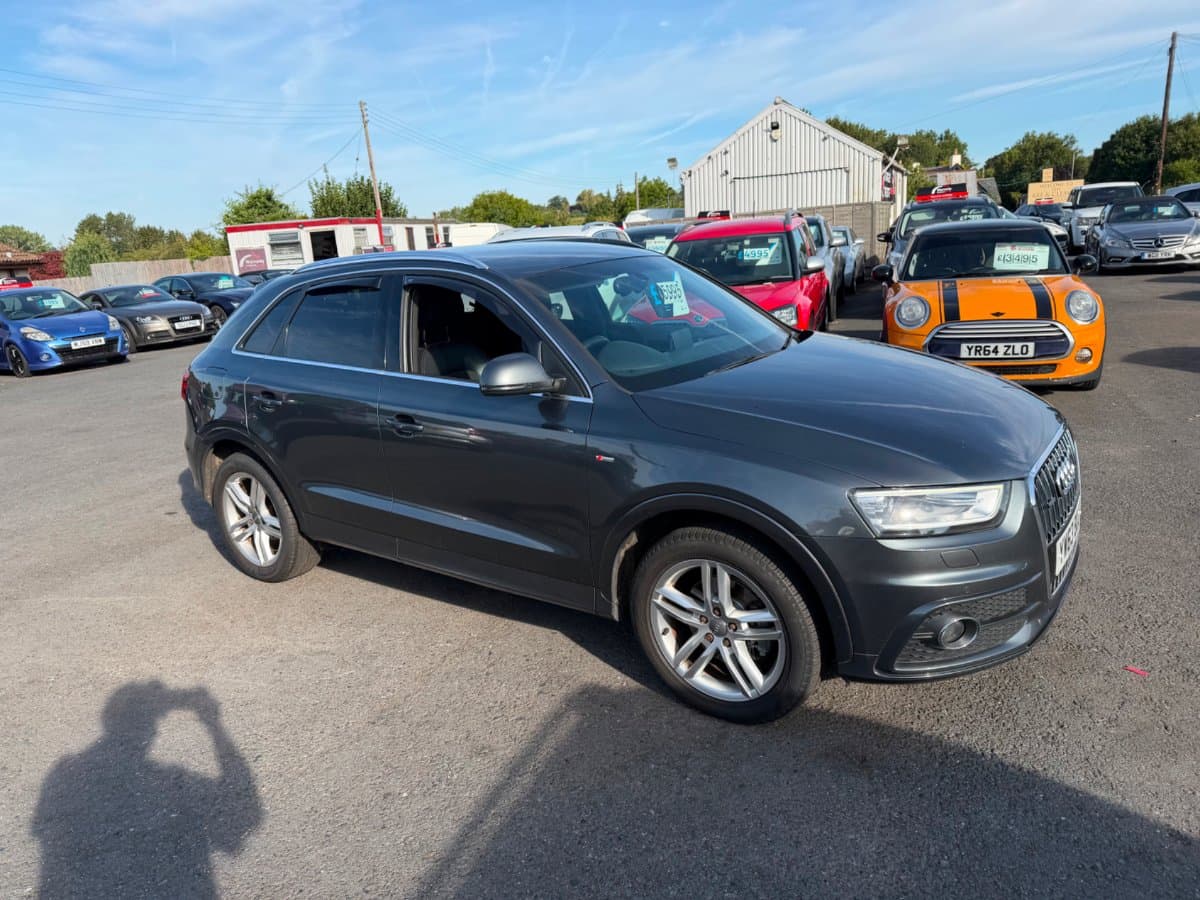 Audi Q3 - image 1 of 10