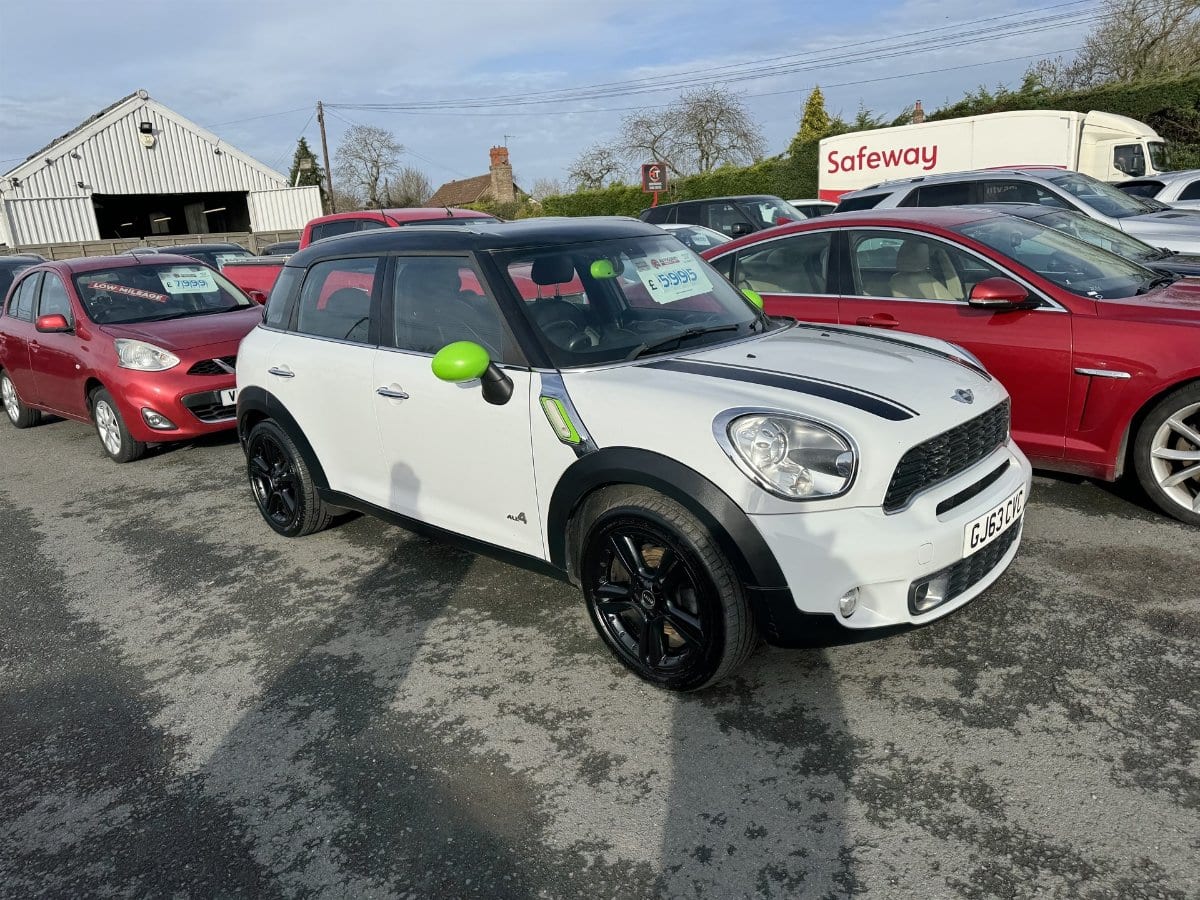 MINI Unlisted - image 1 of 3