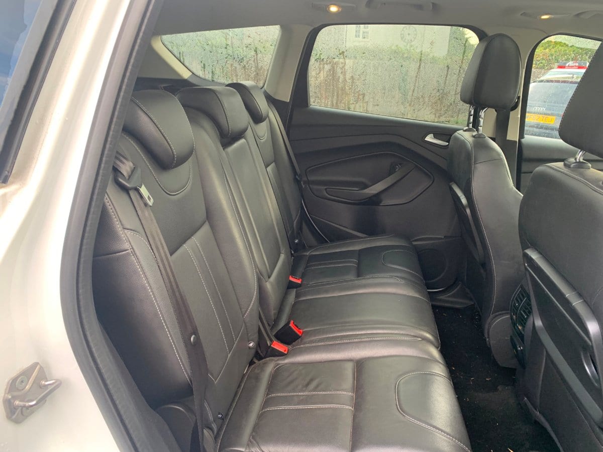 Ford Kuga - image 1 of 1