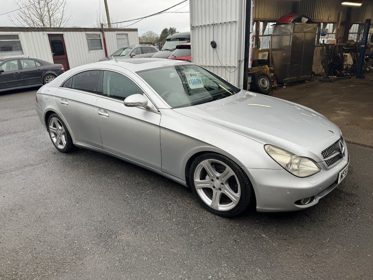 Mercedes-Benz CLS - image 1 of 2