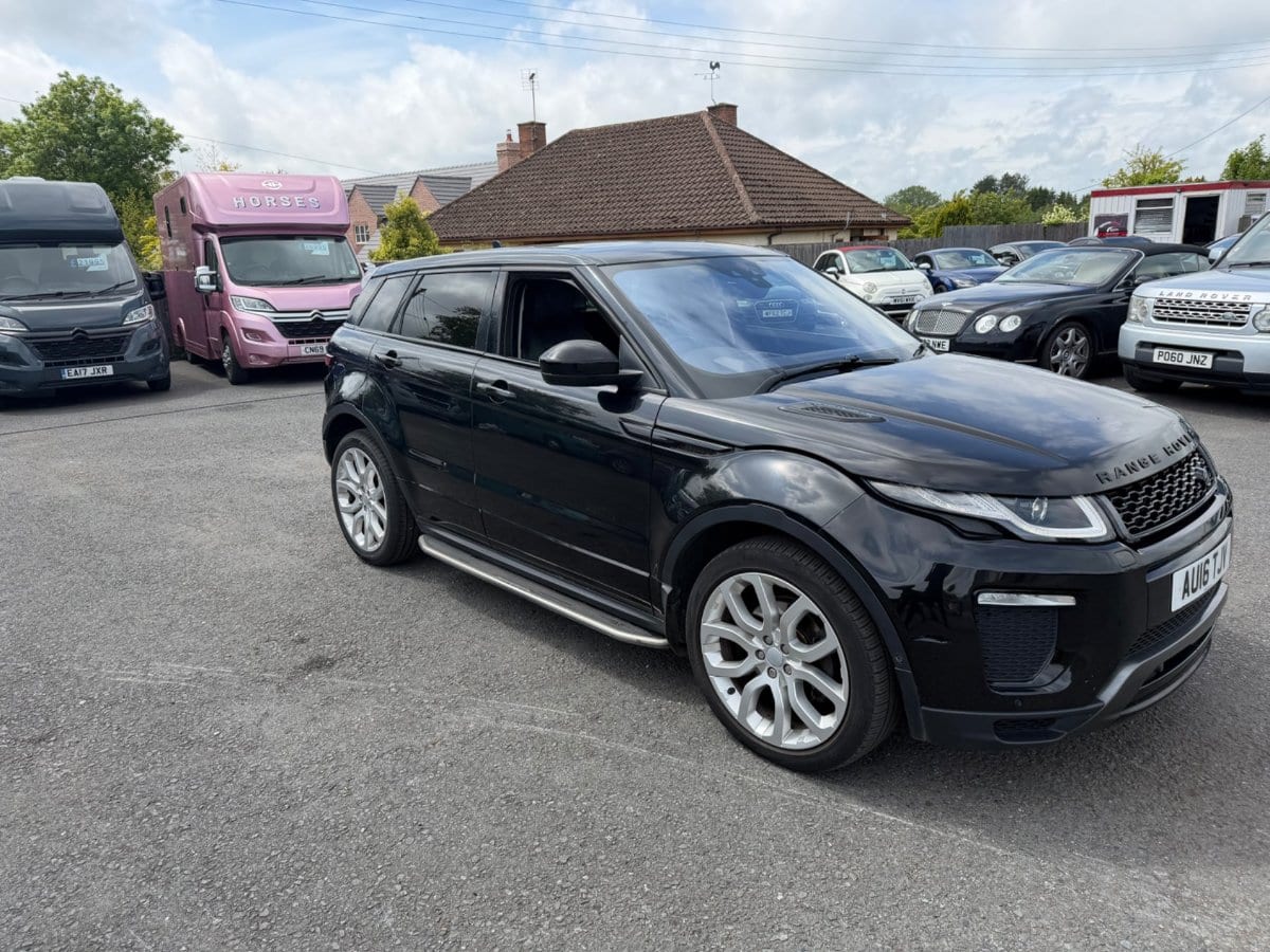 Land Rover Range Rover Evoque - image 1 of 9