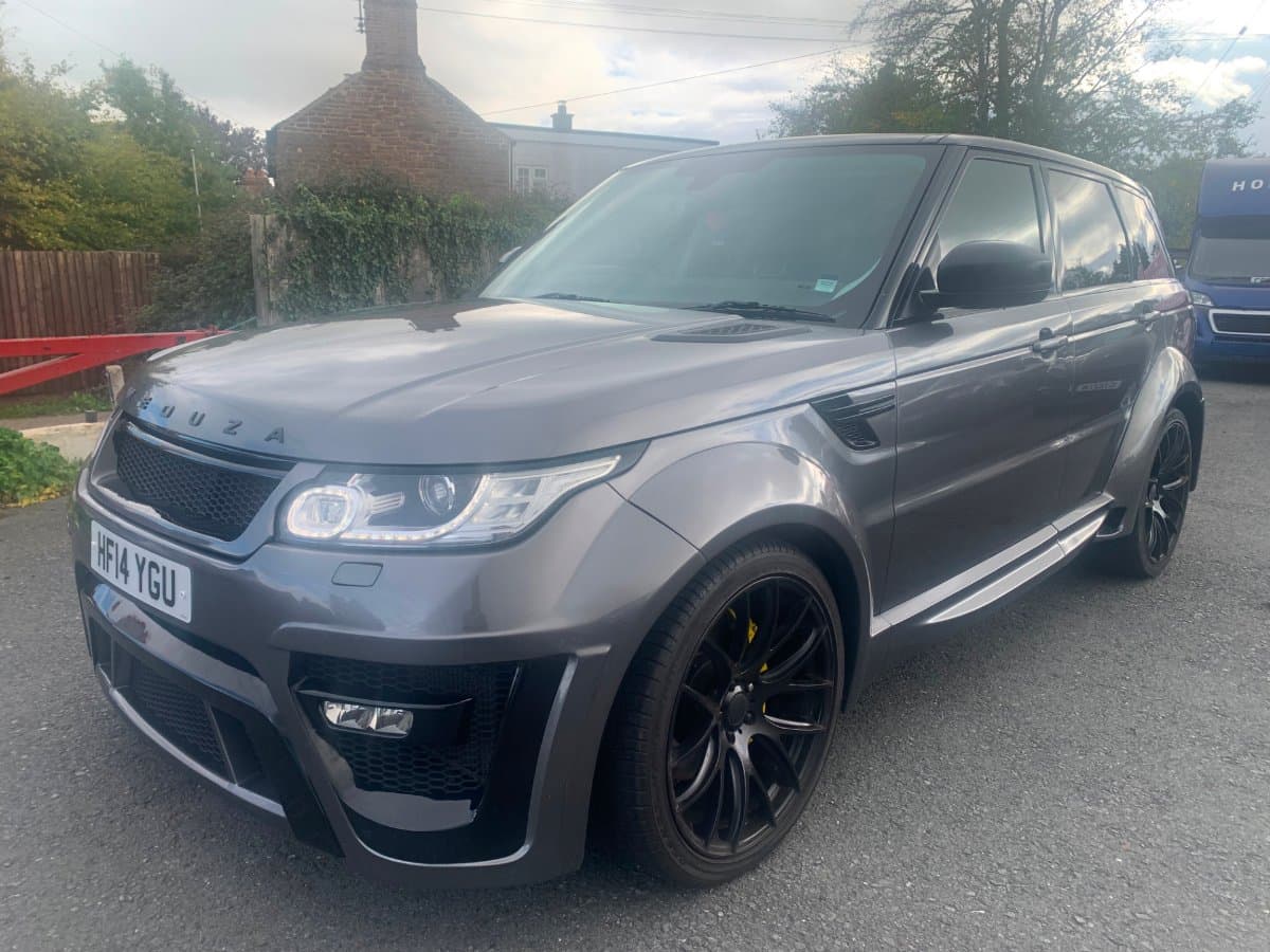 Land Rover Range Rover Sport - image 1 of 9