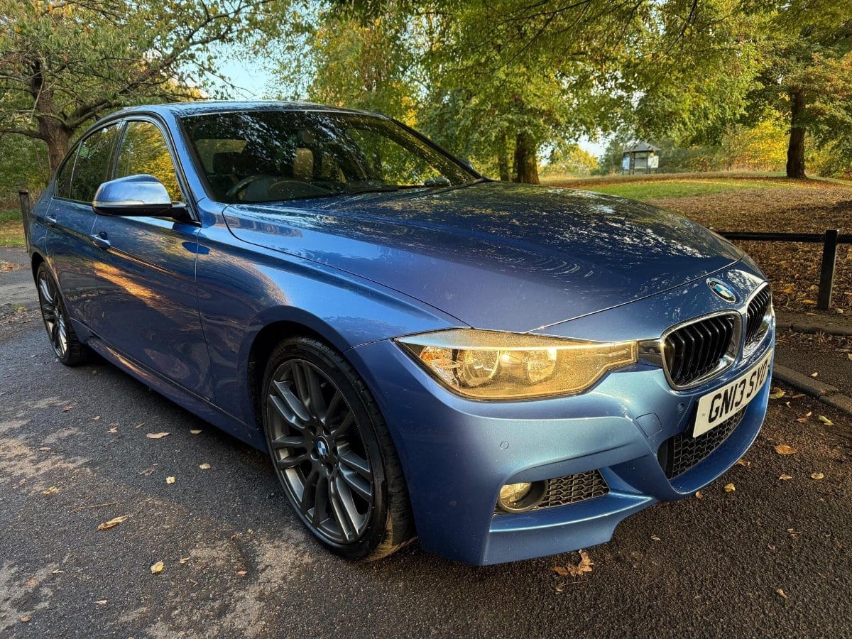 BMW 3 Series - image 1 of 40