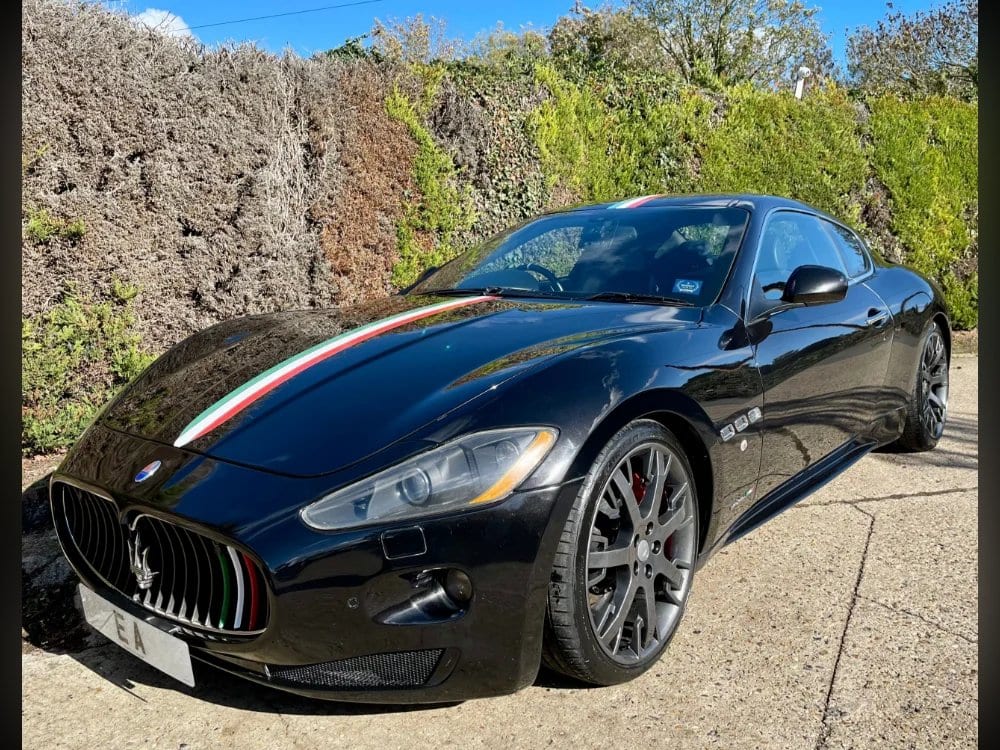 Maserati Granturismo - image 1 of 10