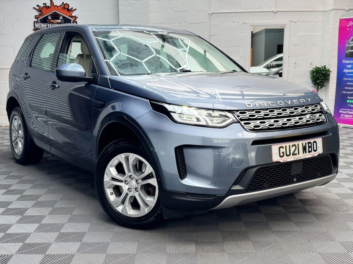 Land Rover Discovery Sport - image 1 of 40