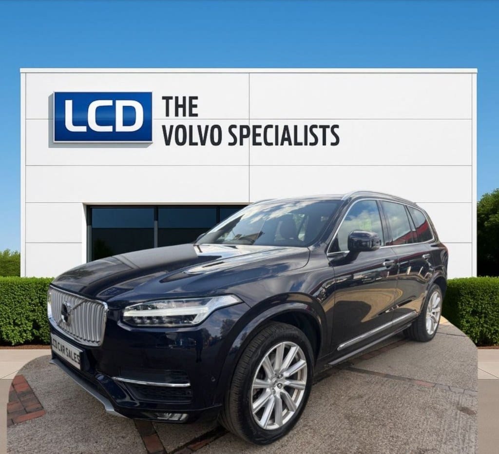 Volvo XC90 - image 1 of 57
