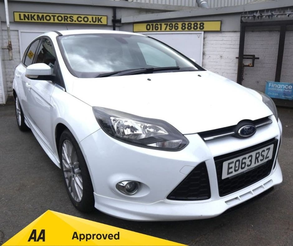 Ford Focus - image 1 of 40