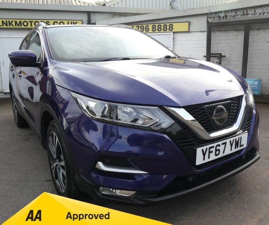 Nissan Qashqai - image 1 of 53