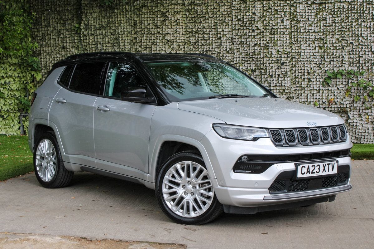Jeep Compass - image 1 of 20