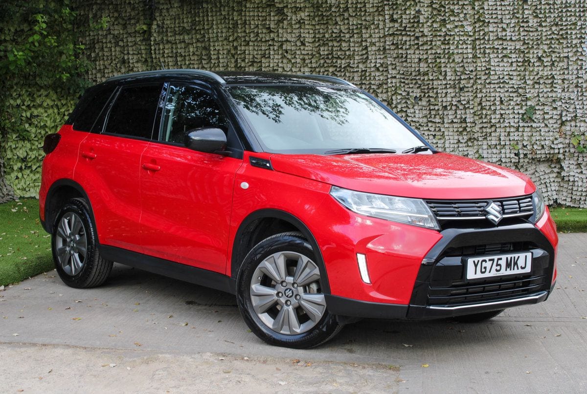 Suzuki Vitara - image 1 of 20