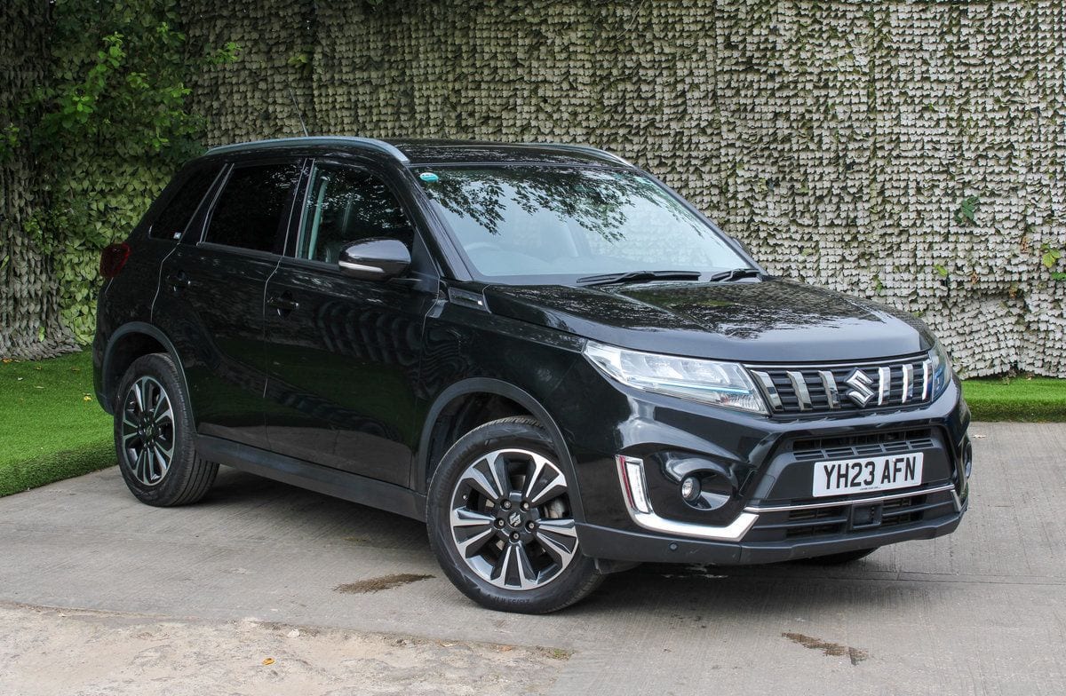 Suzuki Vitara - image 1 of 20