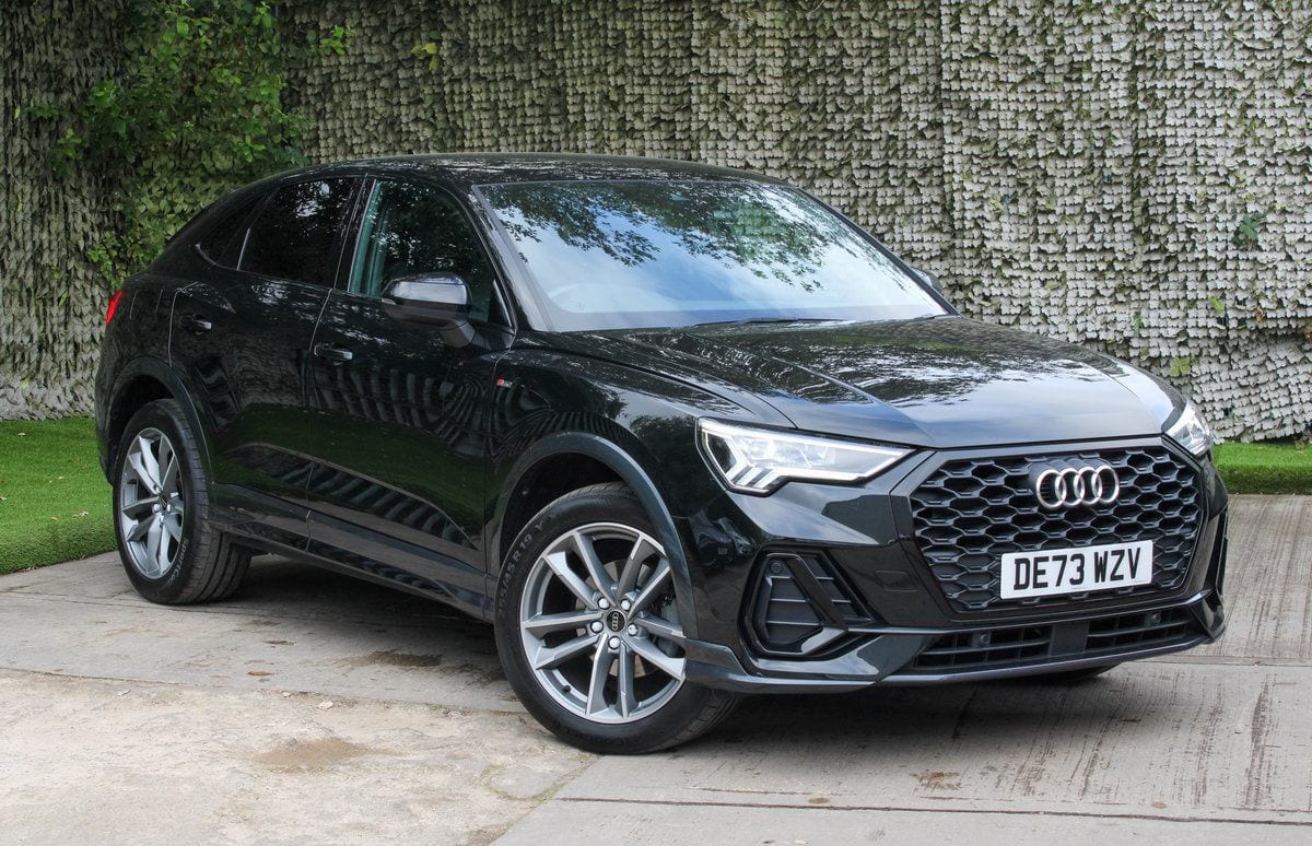 Audi Q3 - image 1 of 20