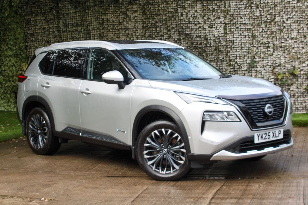 Nissan X-Trail - image 1 of 20