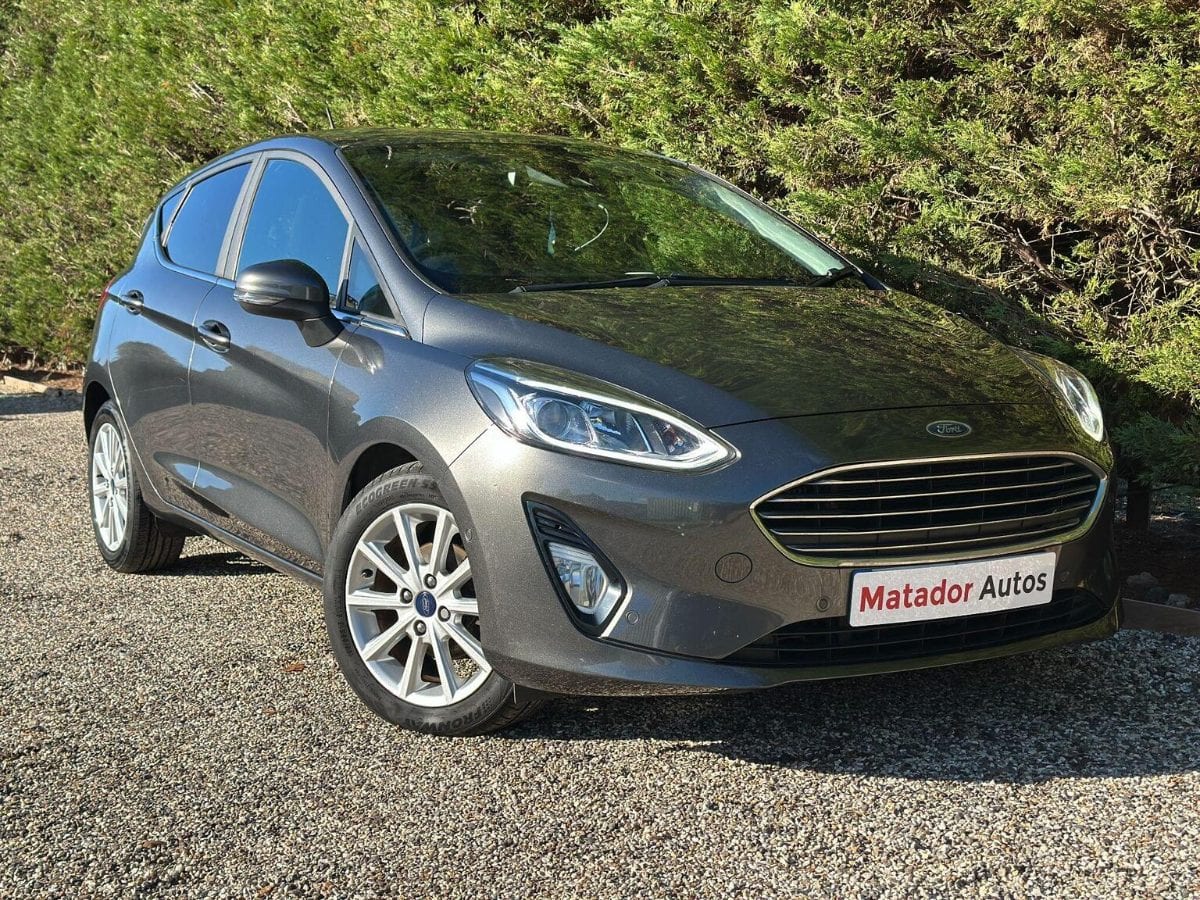 Ford Fiesta - image 1 of 26