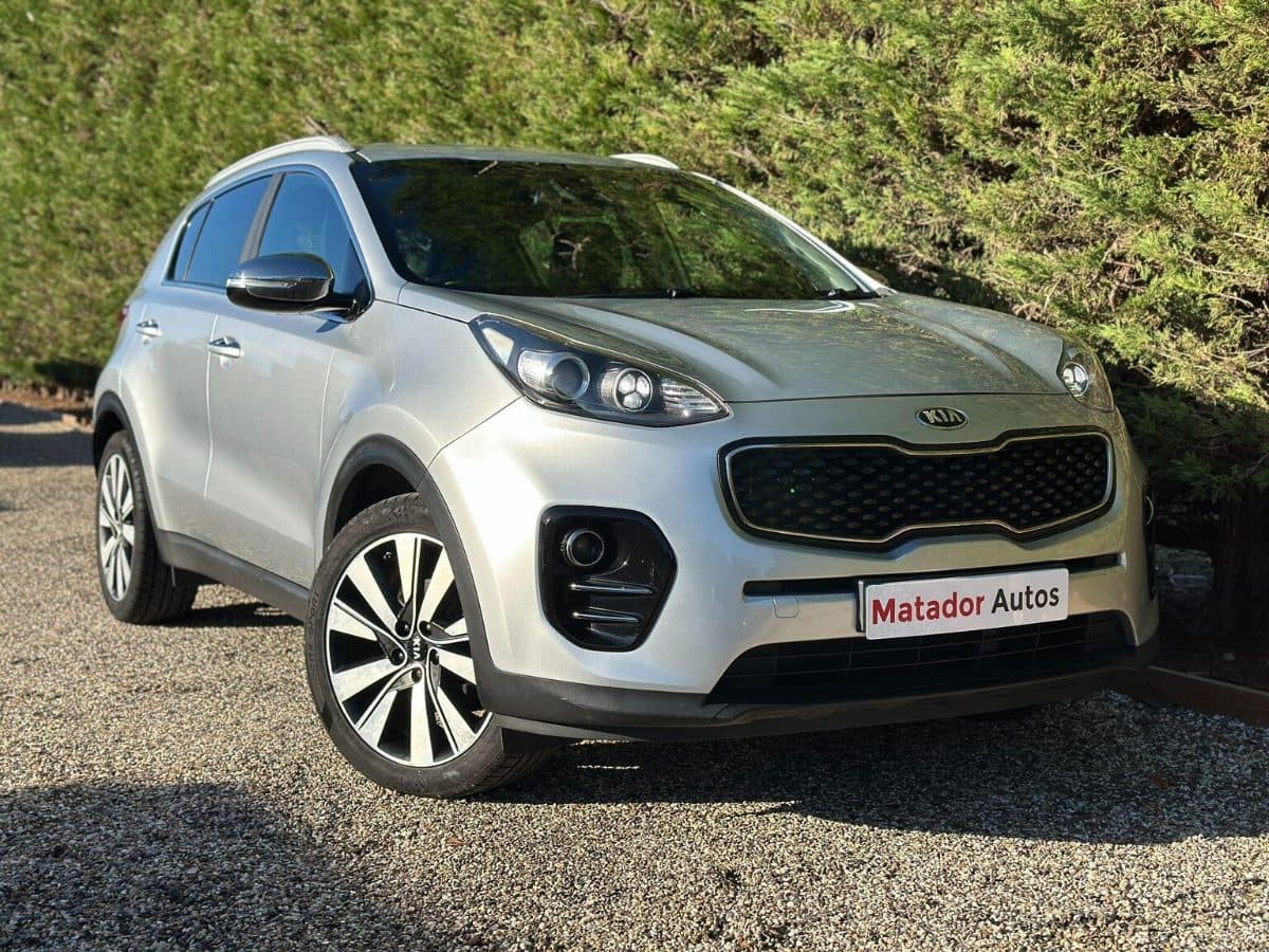 Kia Sportage - image 1 of 26