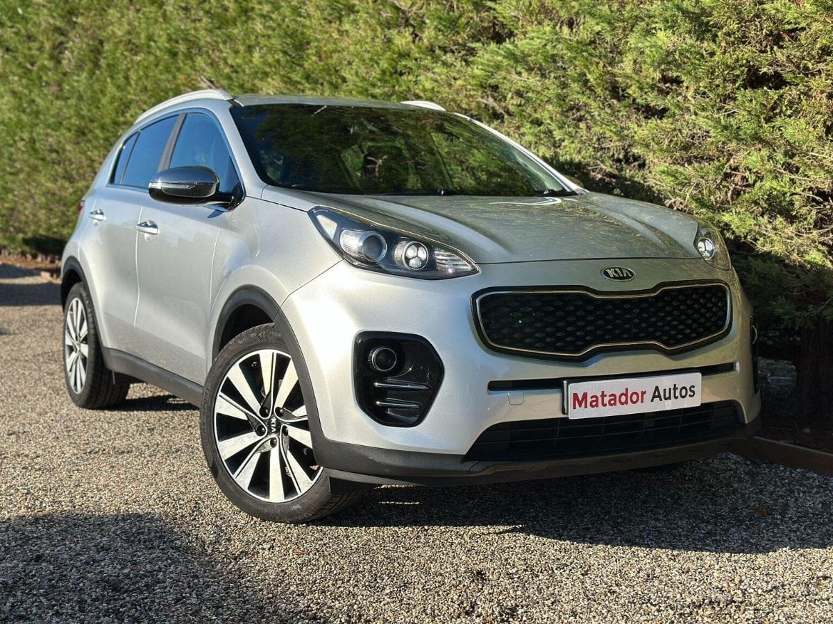 Kia Sportage - image 1 of 26