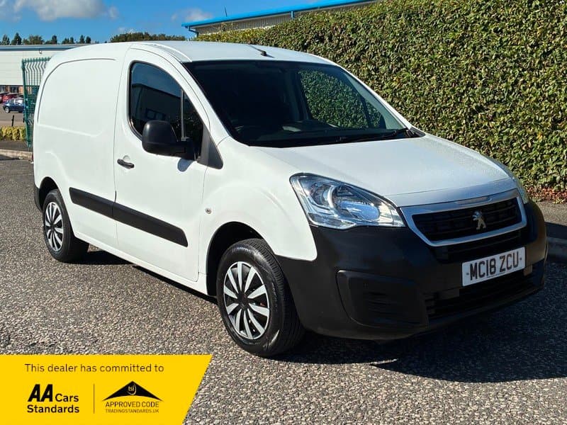 Peugeot Partner - image 1 of 28