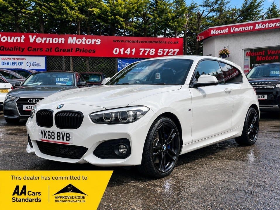BMW 1 Series - image 1 of 23