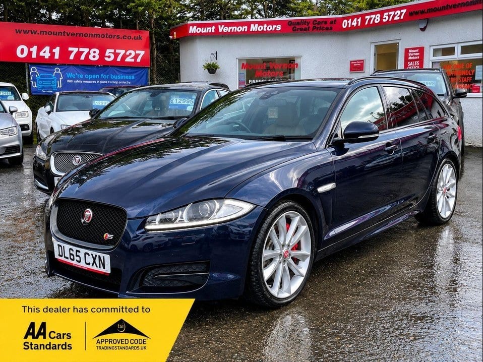 Jaguar XF - image 1 of 29