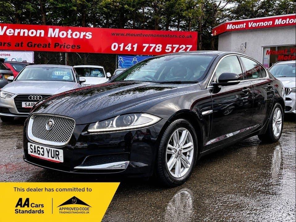Jaguar XF - image 1 of 26