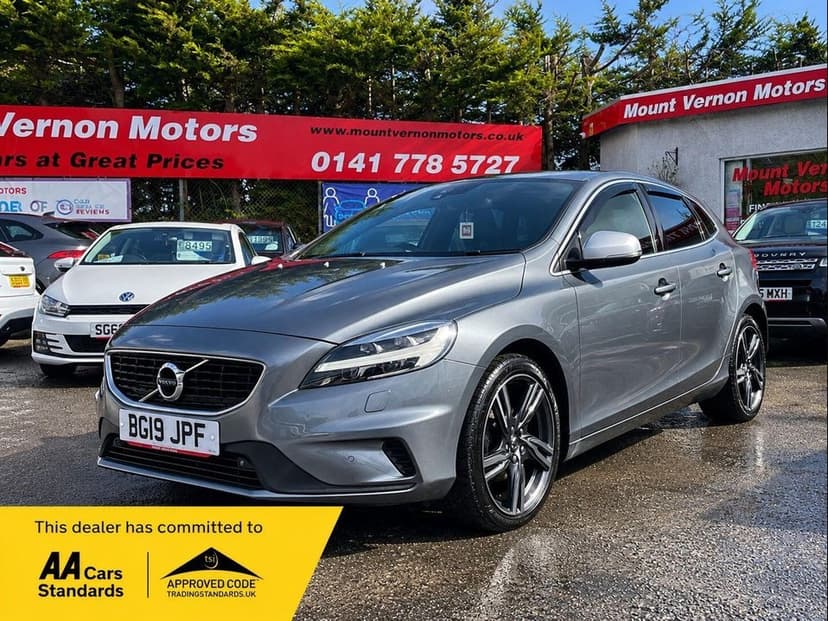 2019 Volvo V40