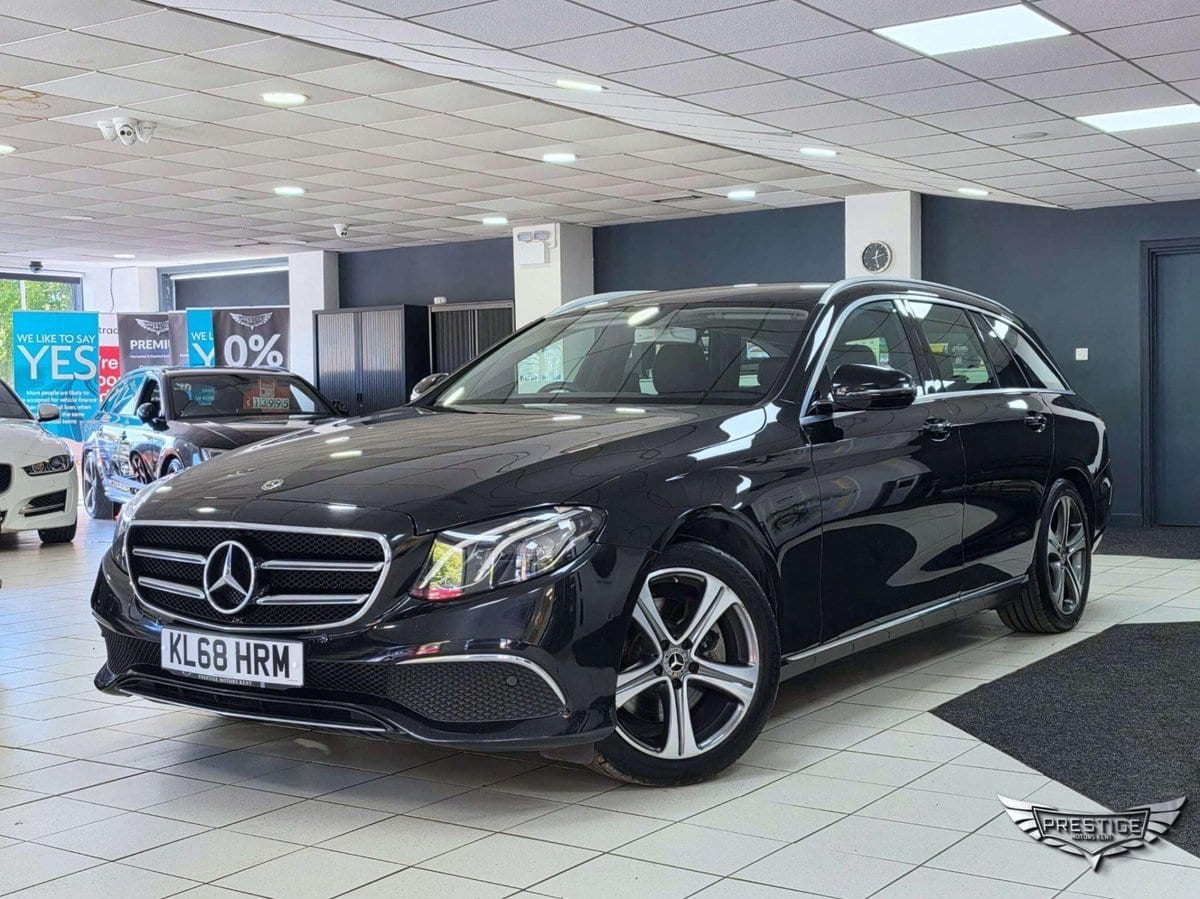 Mercedes-Benz E Class - image 1 of 95
