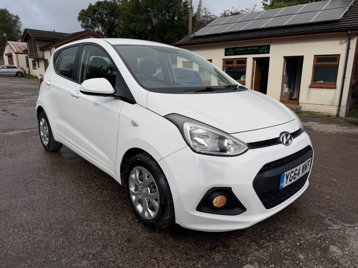 Hyundai i10 - image 1 of 23