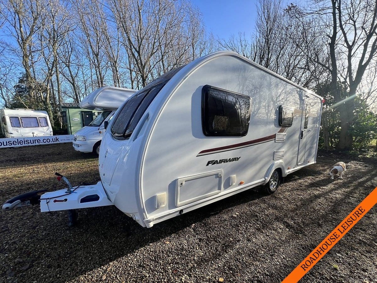 Swift Fairway 524 - image 1 of 23