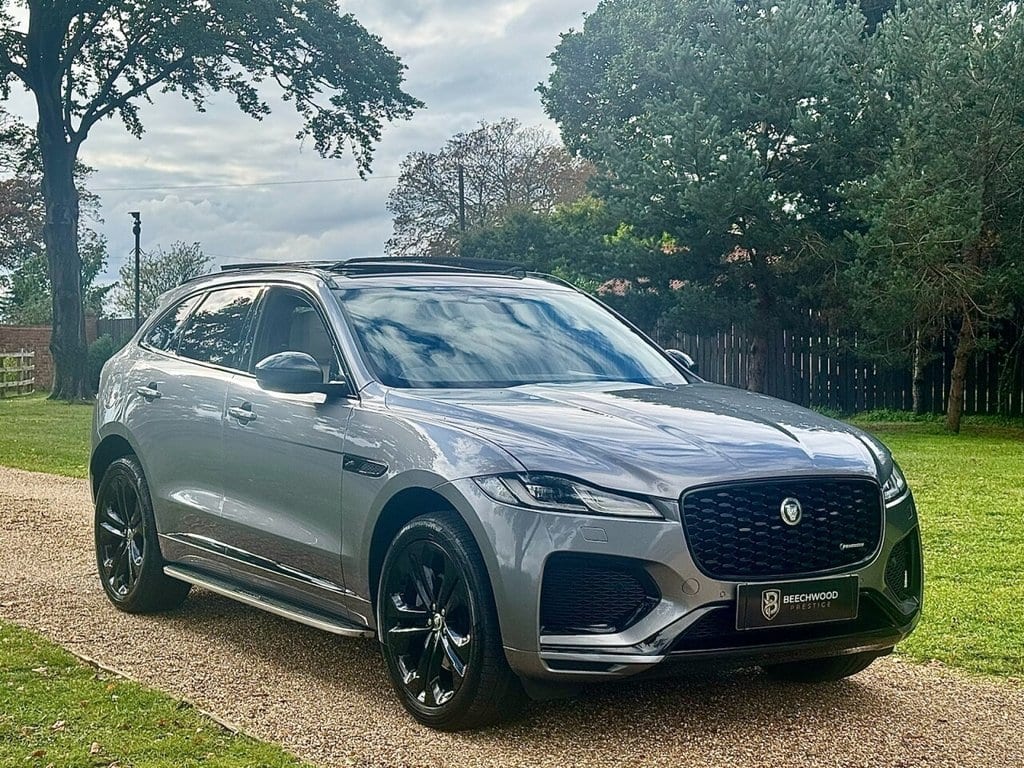 Jaguar F-Pace - image 1 of 40