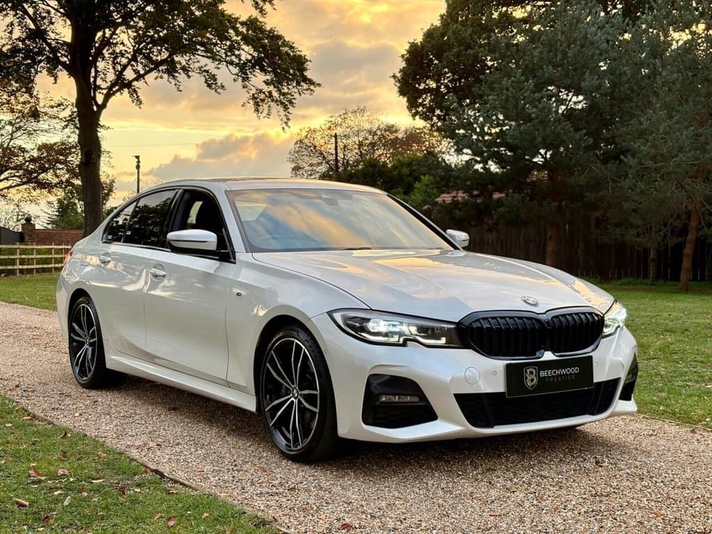 BMW 3 Series - image 1 of 40