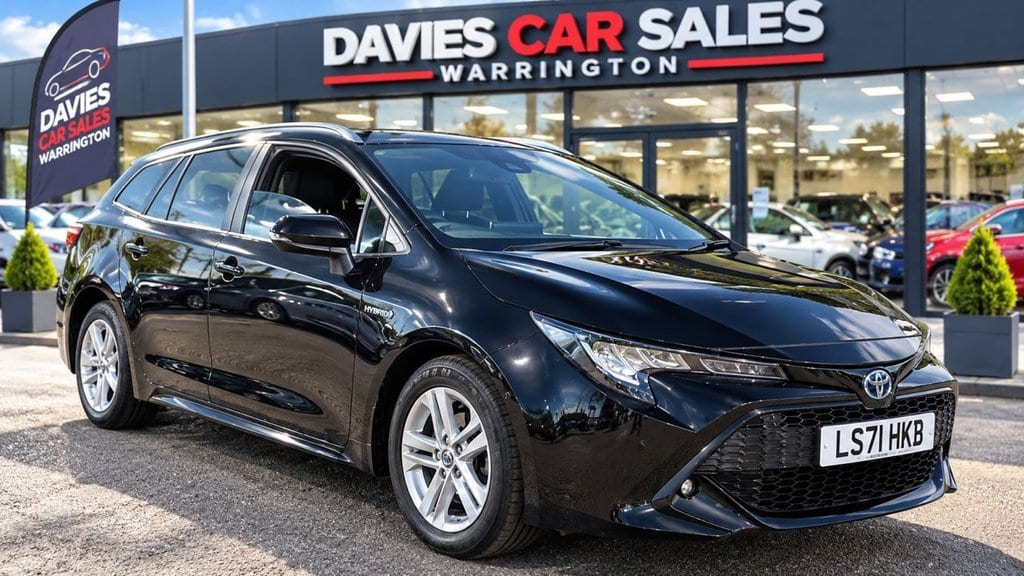 2021 Toyota Corolla 1.8 VVT-h GPF Icon Tech Touring Sports — photo 1 of 17