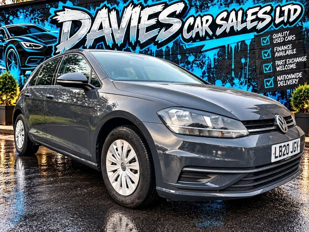 Volkswagen Golf - image 1 of 18