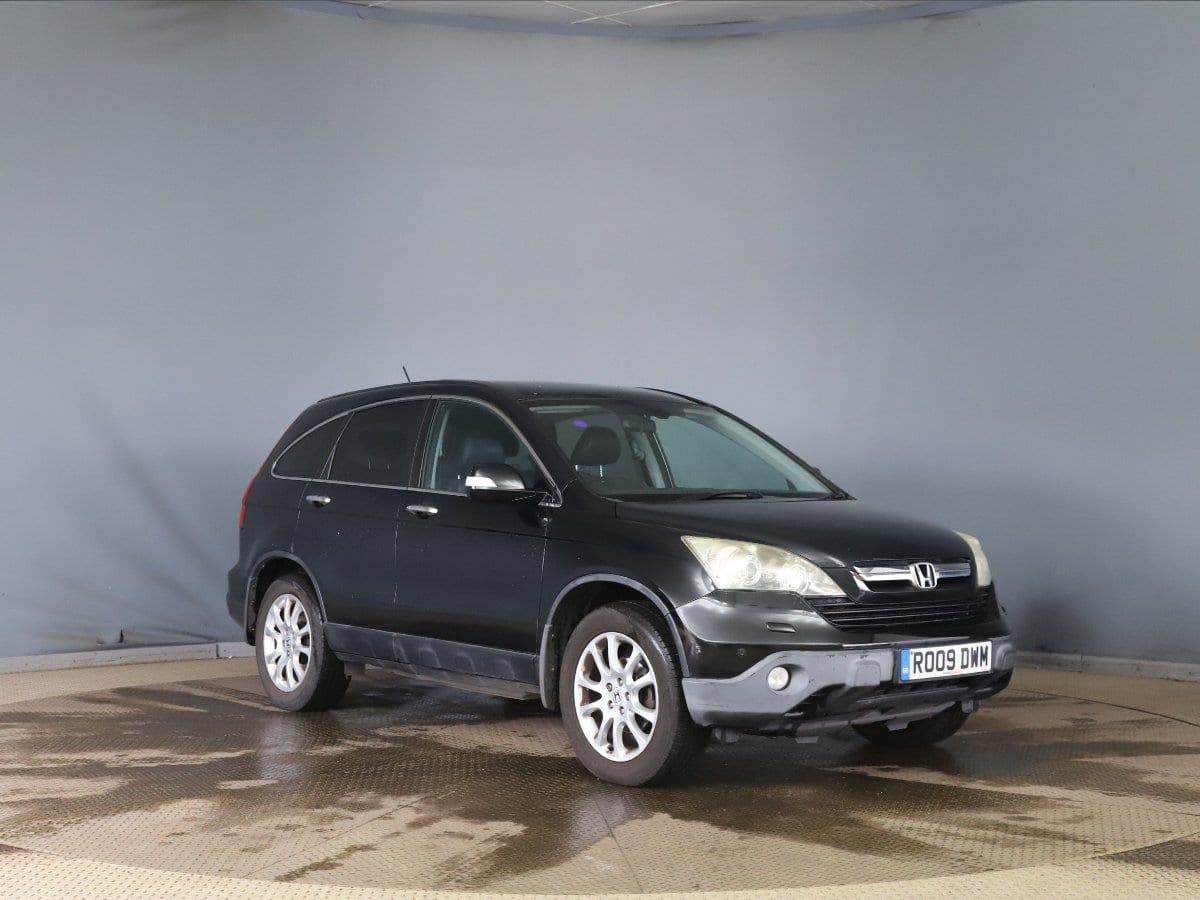 Honda CR-V - image 1 of 15
