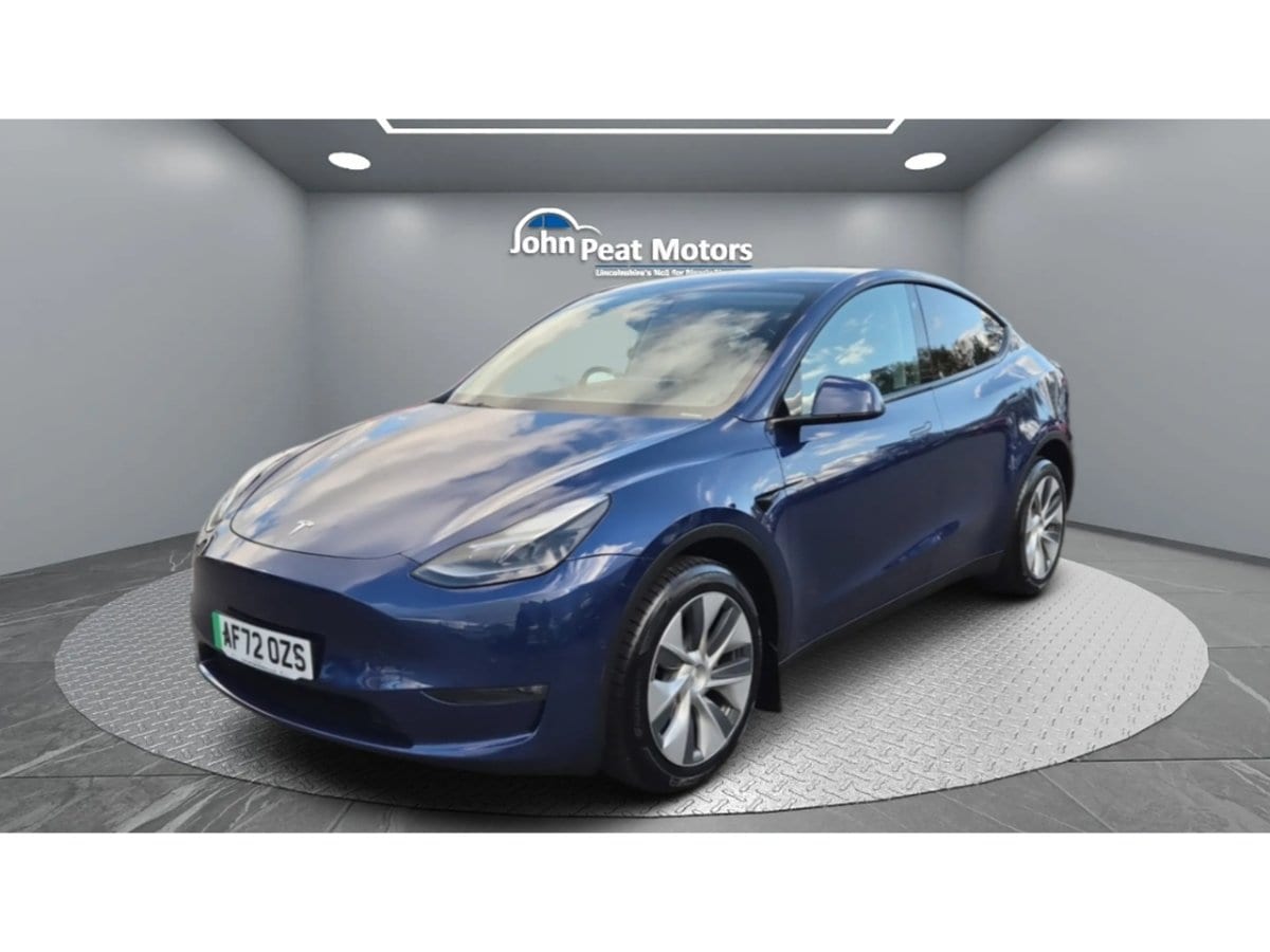 Tesla Model Y - image 1 of 27