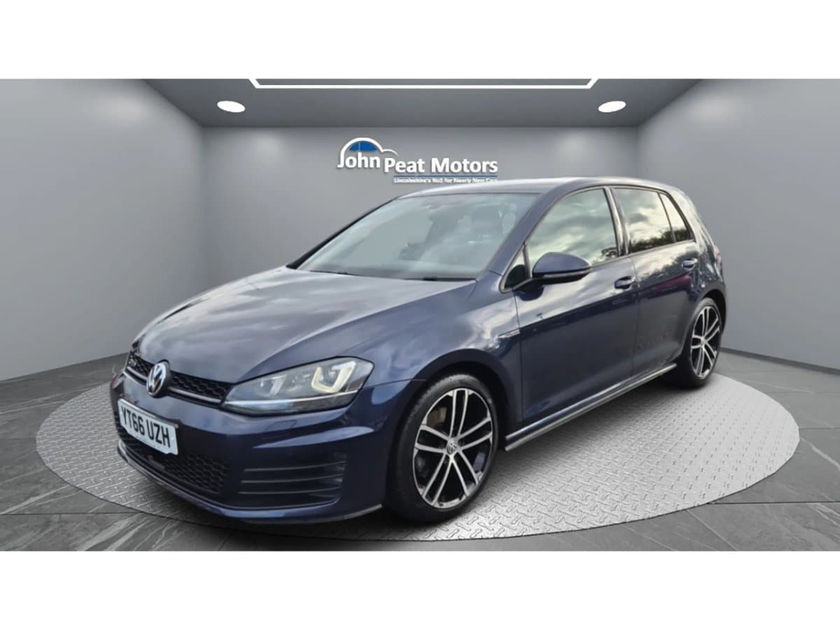 Volkswagen Golf - image 1 of 27