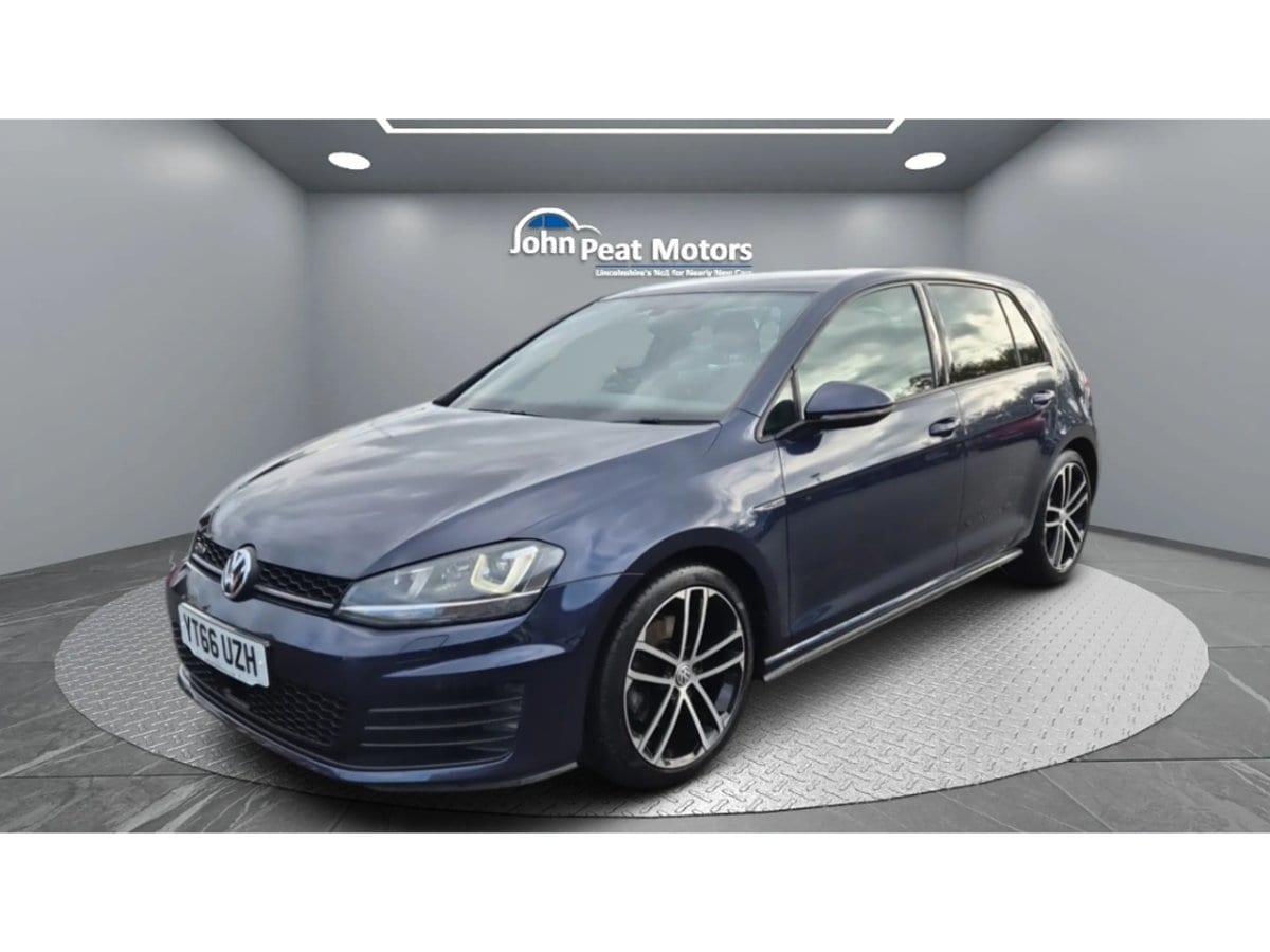 Volkswagen Golf - image 1 of 27