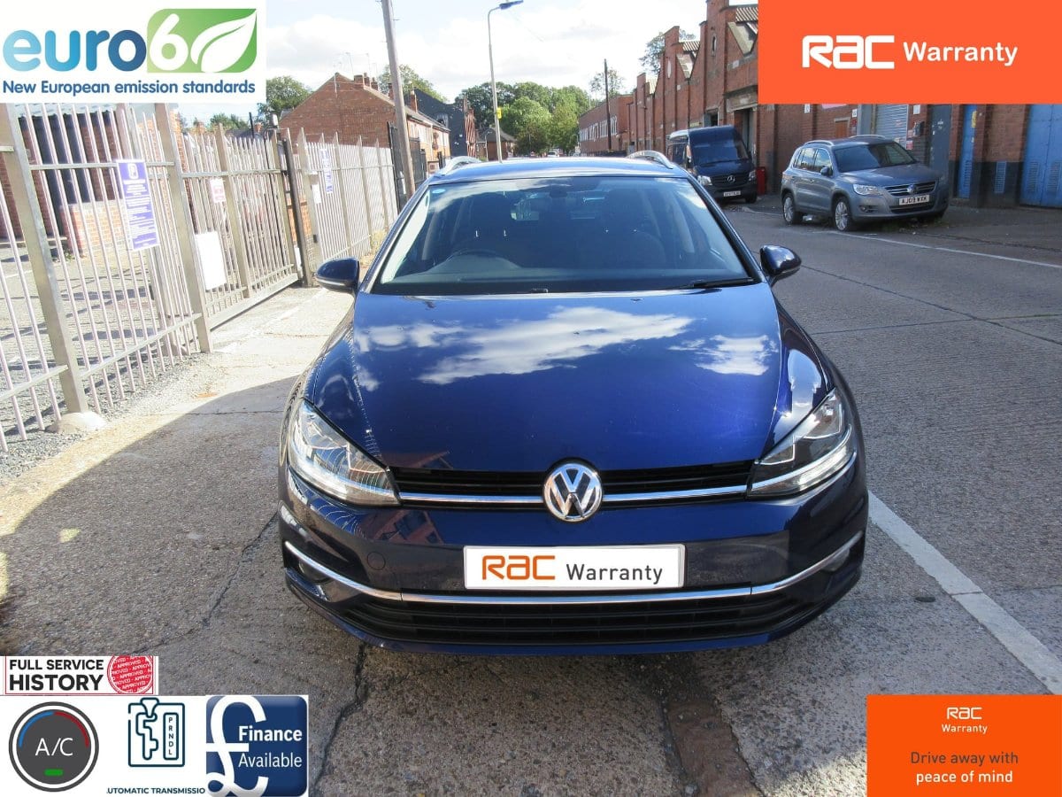 Volkswagen Golf - image 1 of 16