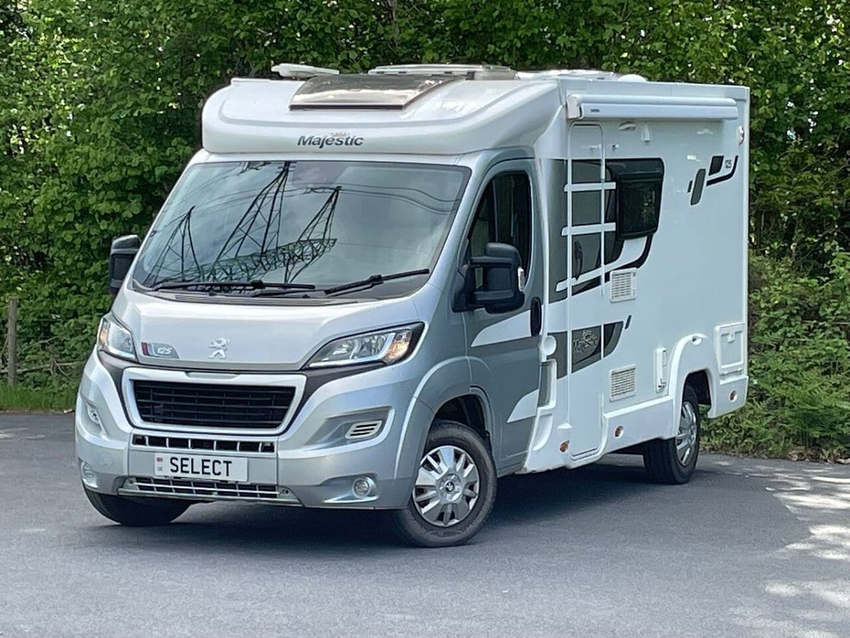 Elddis Majestic 125 - image 1 of 39