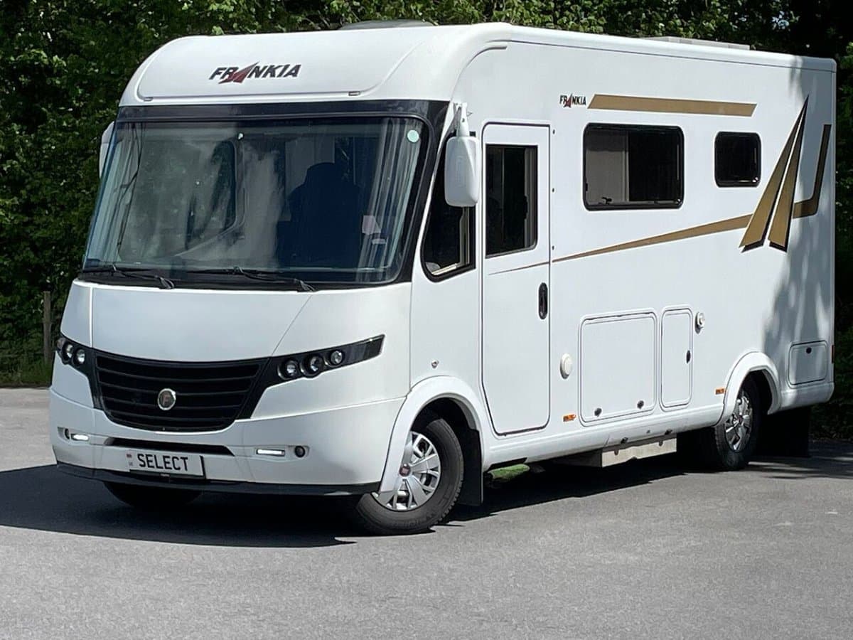 Frankia F-Line - image 1 of 55