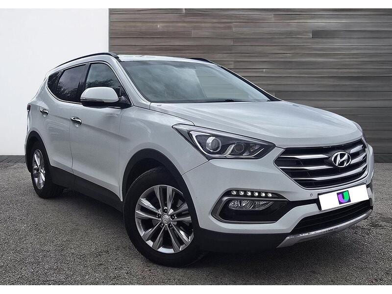 Hyundai Santa Fe - image 1 of 20