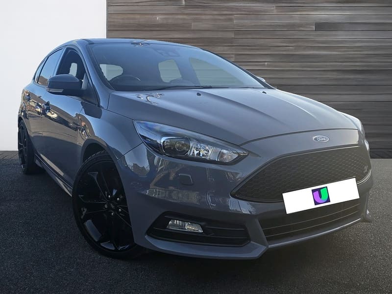 Ford Focus - image 1 of 20