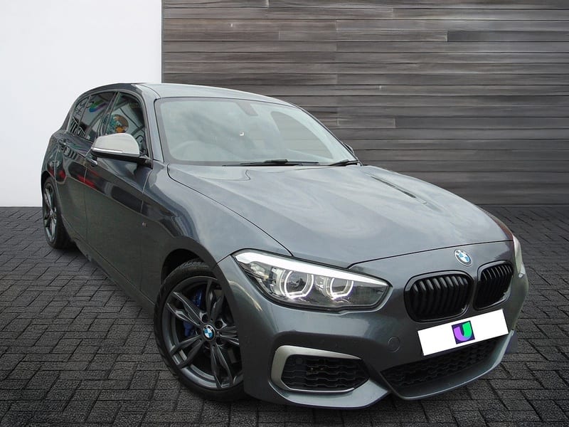 BMW 1 Series - image 1 of 17