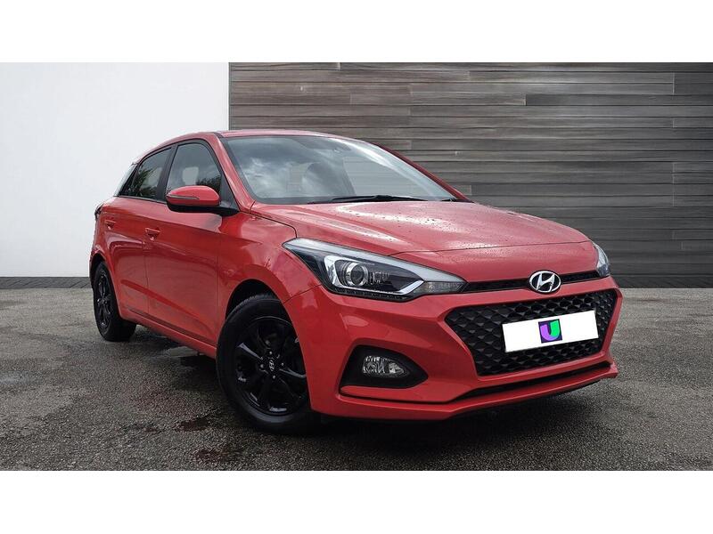 Hyundai i20 - image 1 of 20