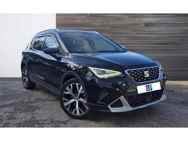 SEAT Arona - image 1 of 20