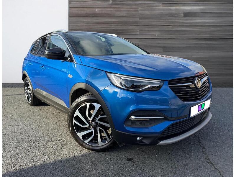 Vauxhall Grandland X - image 1 of 19