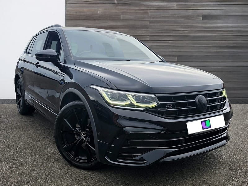 Volkswagen Tiguan - image 1 of 20