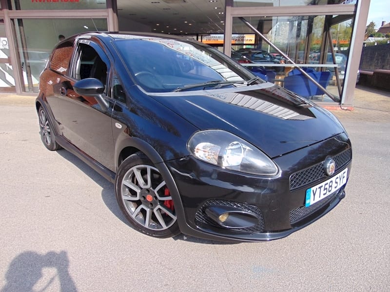 Abarth Grande Punto - image 1 of 20