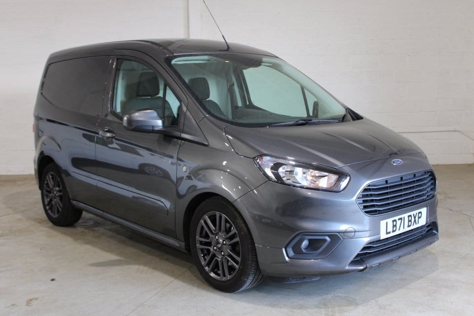 Ford Transit Courier - image 1 of 24